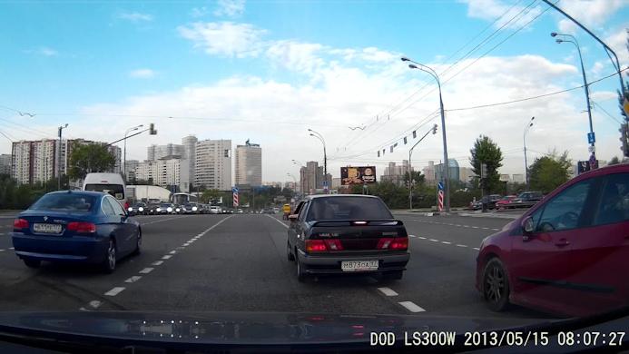  Скриншот с дневной видеозаписи автомобильным регистратором DOD LS300W в формате FULL HD (1920х1080 пикселей)