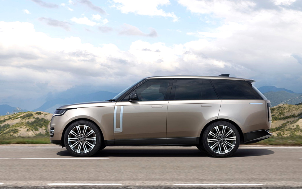 On the side, the new Range Rover 2022 SUV received n